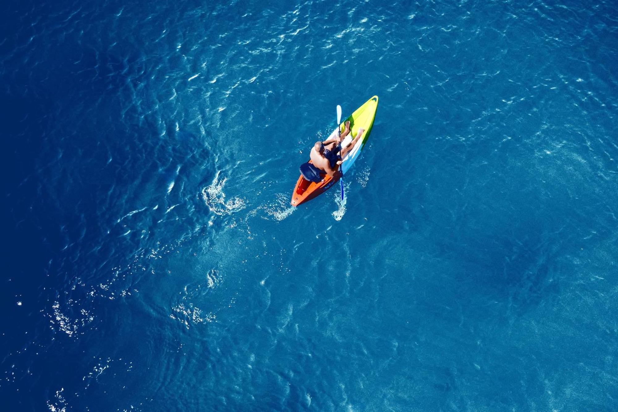 Sheraton Dubrovnik Riviera Hotel Mlini Exterior photo Kayaking in the open ocean